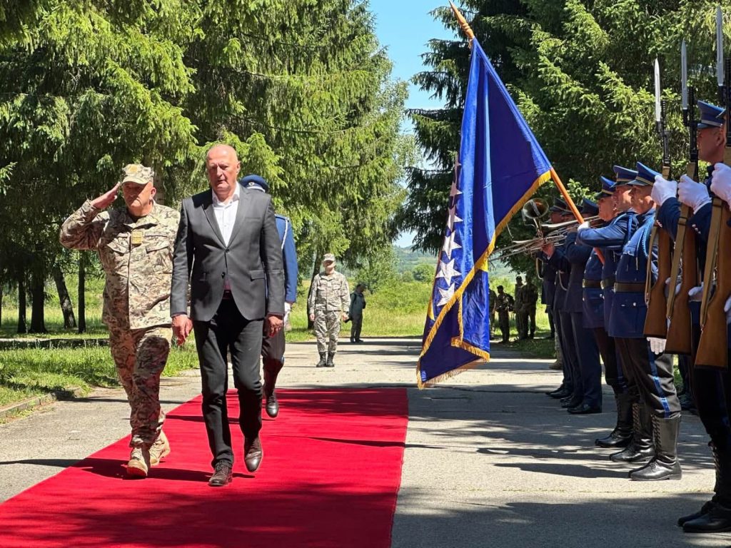 Oružane snage BiH održale vježbu "Dinamičan odgovor 26-6" na Manjači Oružane snage BiH održale vježbu "Dinamičan odgovor 26-6" na Manjači